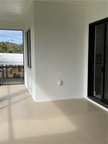 Screened in Lanai