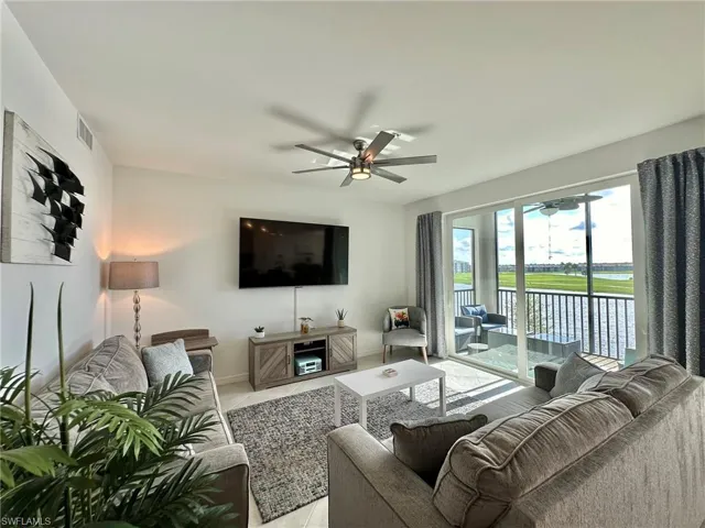 43997  Boardwalk  LOOP, Babcock Ranch, FL 33982