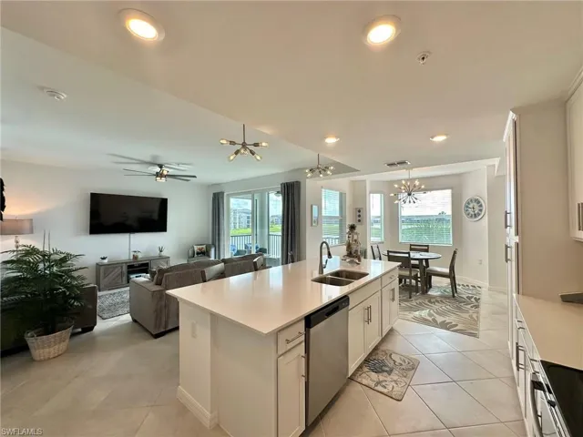 43997  Boardwalk  LOOP, Babcock Ranch, FL 33982