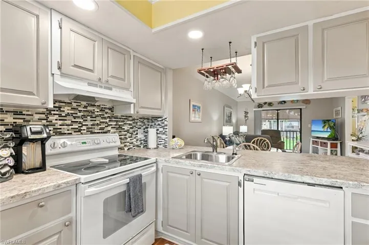1240 Hall Rd 508, North Fort Myers, Florida 33903