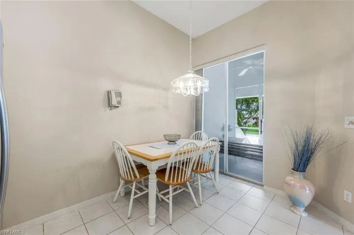 1036  Mainsail  DR, Naples, FL 34114