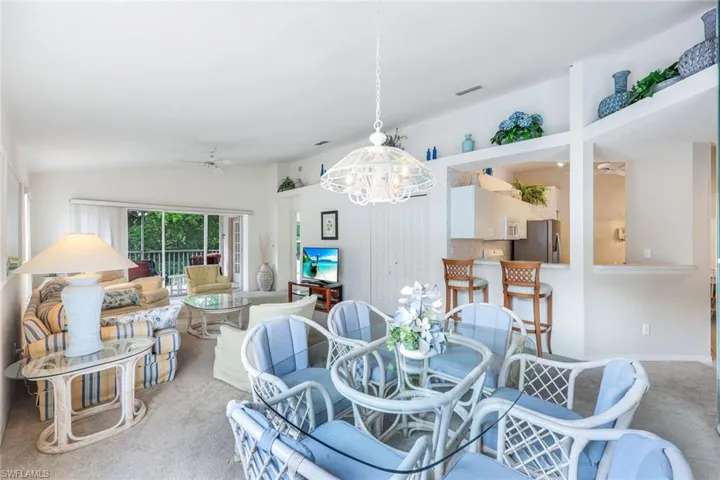 1036  Mainsail  DR, Naples, FL 34114