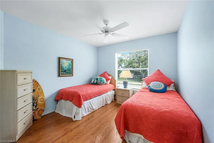 1036  Mainsail  DR, Naples, FL 34114