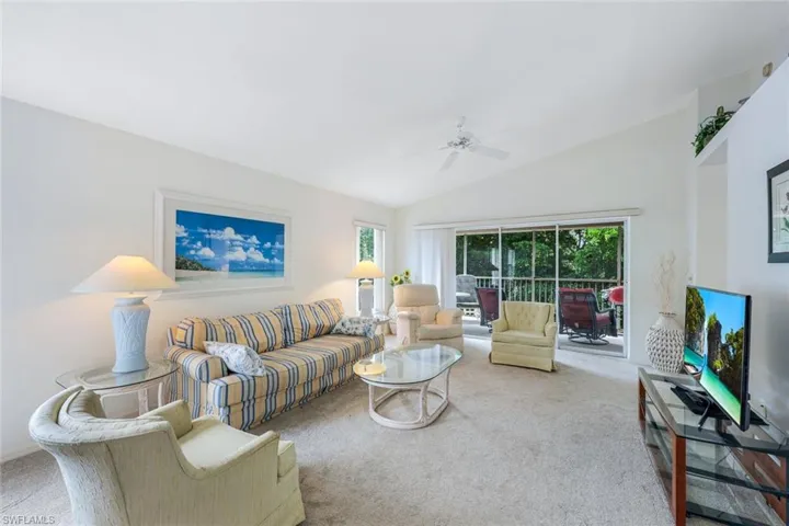 1036  Mainsail  DR, Naples, FL 34114