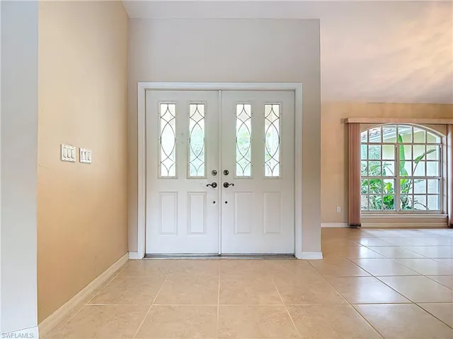 Entry way/Foyer