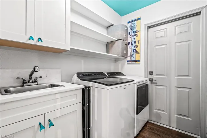 2011 Ne 35th St, Cape Coral, Florida 33909