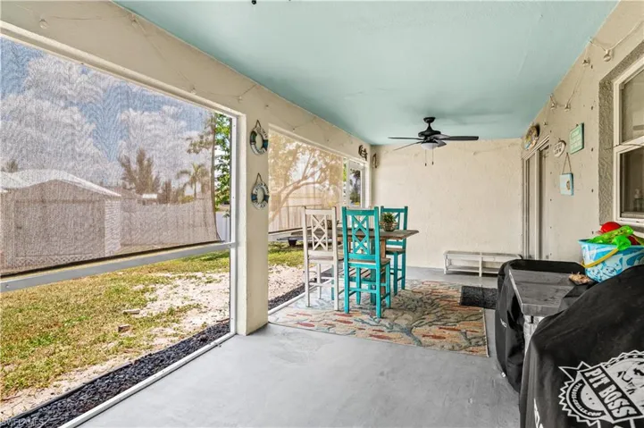 2011 Ne 35th St, Cape Coral, Florida 33909