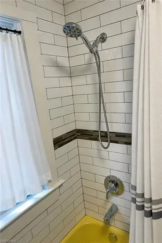 1531