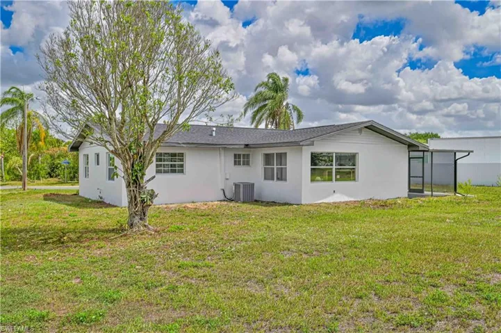 1400 Alwynne Dr, Lehigh Acres Fl 33936