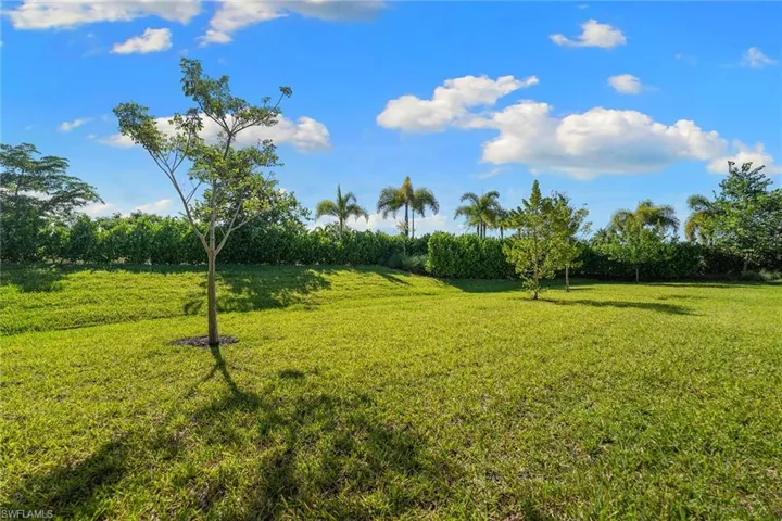 12445 Dahlia Ct, Naples, Florida 34120