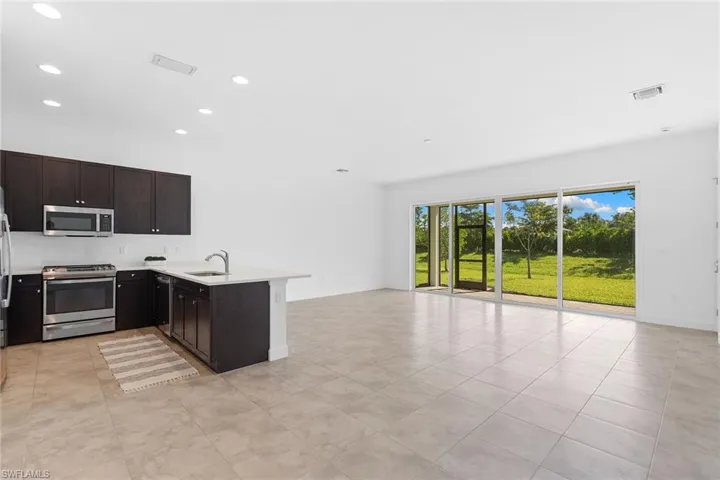 12445 Dahlia Ct, Naples, Florida 34120