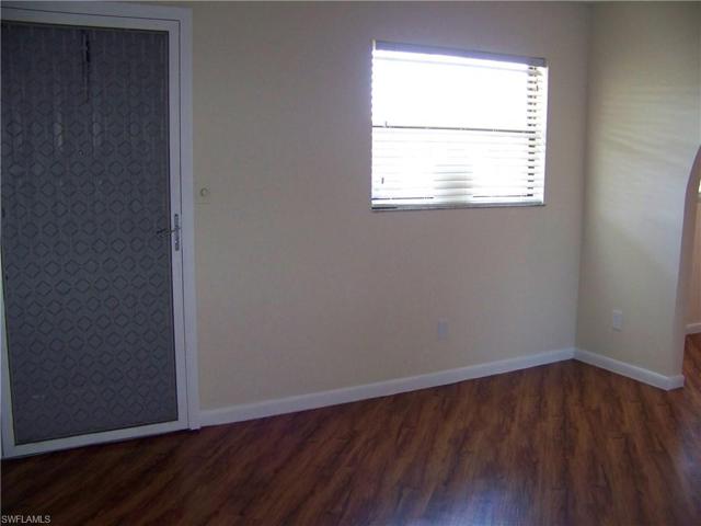 Entry door/living room