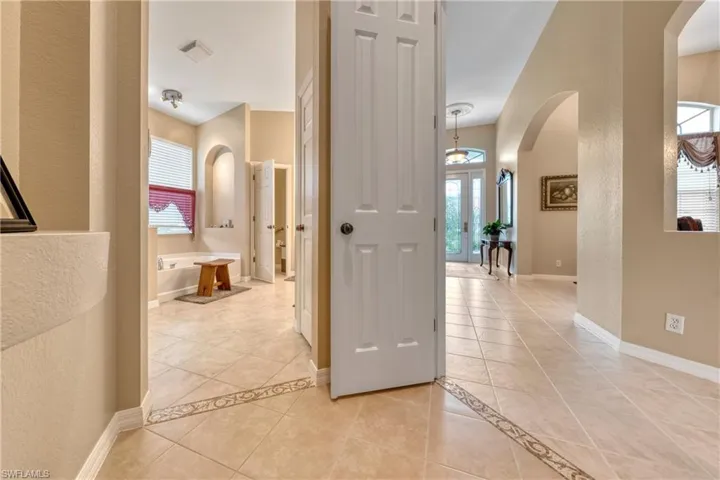 2184 Rusty Fig Ct, Naples Fl 34120