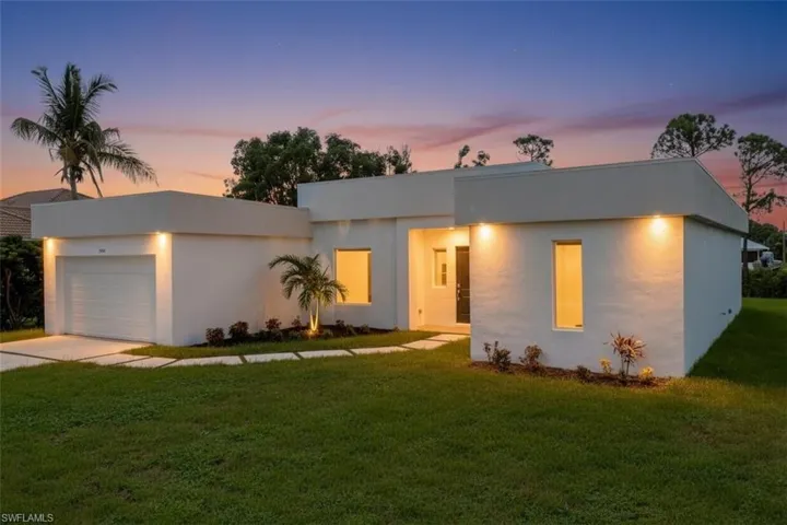 1014 Sw 8th Pl, Cape Coral, Florida 33991