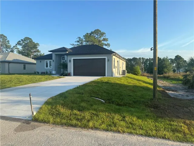 3210  4th SW ST, Lehigh Acres, FL 33976