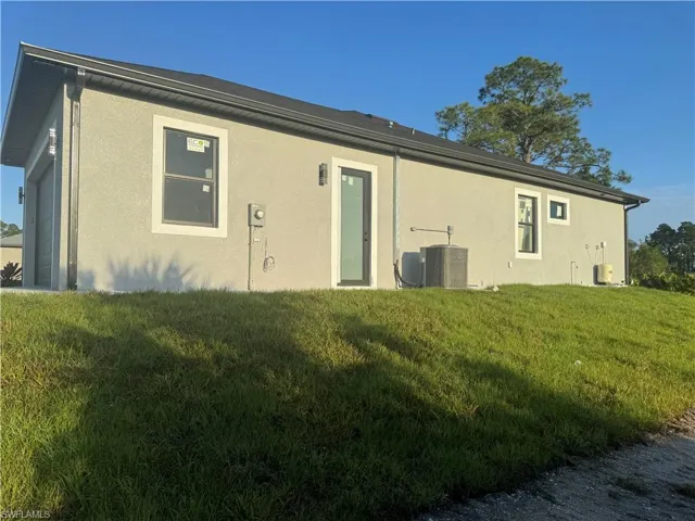 3210  4th SW ST, Lehigh Acres, FL 33976
