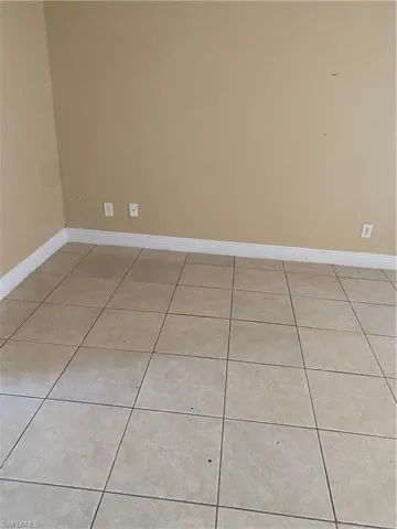 2702 Robin Ave S, Lehigh Acres, Florida 33973