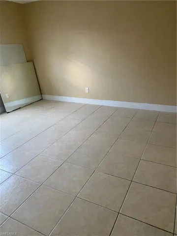 2702 Robin Ave S, Lehigh Acres, Florida 33973
