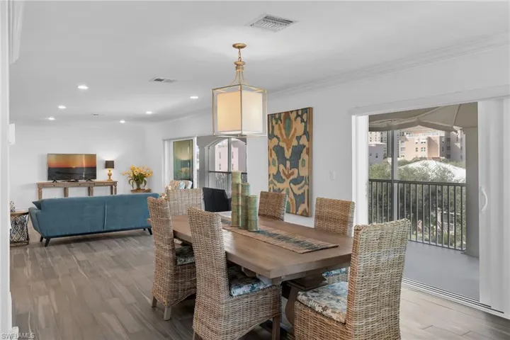 1020 Swallow Ave 302, Marco Island, Florida 34145