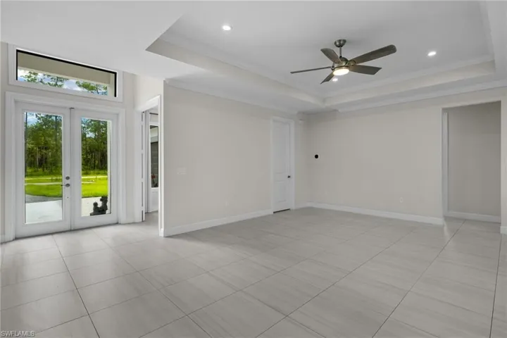 3987  14th SE AVE, Naples, FL 34117