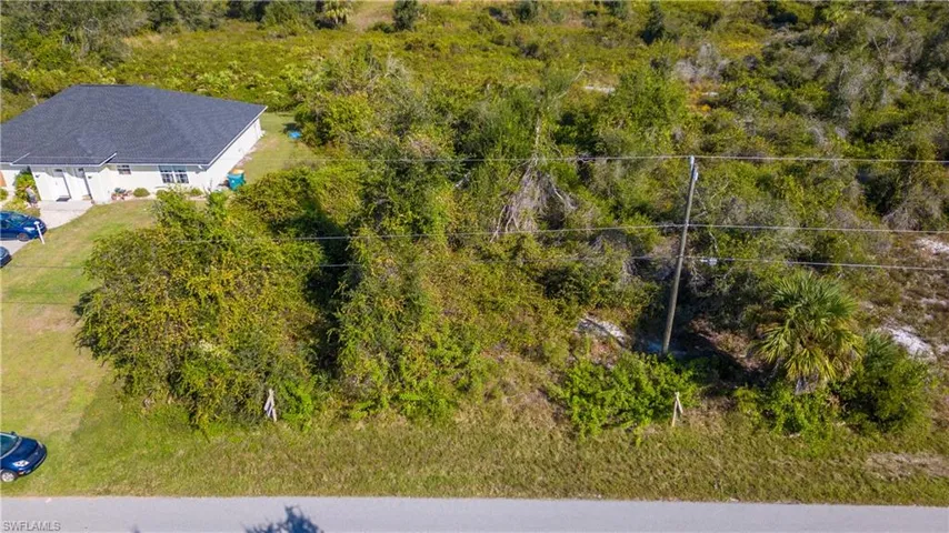 Aerial view of property and surrounding area