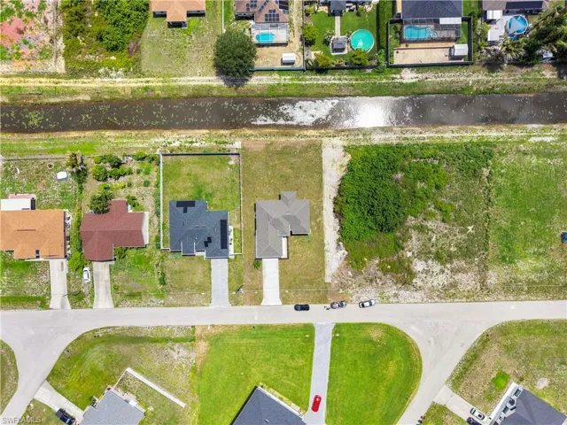 Canal-front lot featuring undeveloped land
