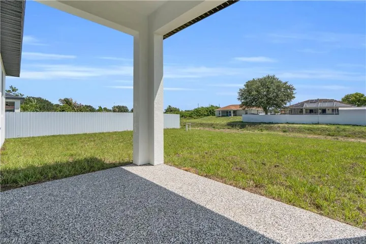 1032 Cavanagh Ave, Lehigh Acres, Florida 33971
