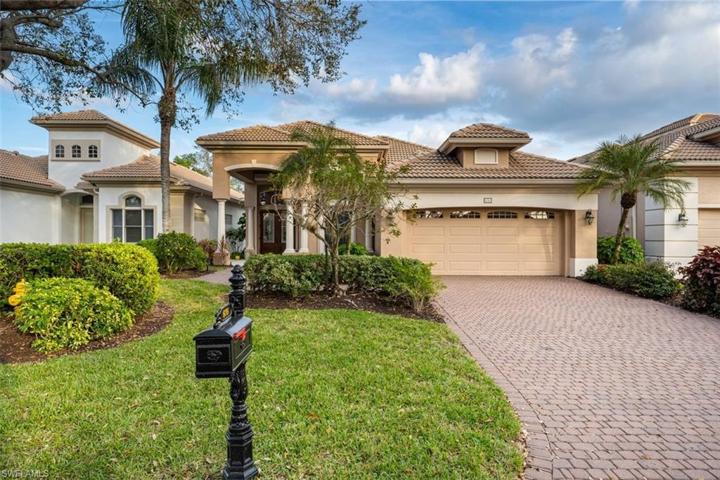 876 Villa Florenza DR, NAPLES FL 34119