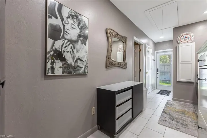 805 Sw 52nd St, Cape Coral, Florida 33914