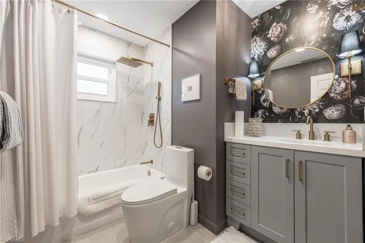 805 Sw 52nd St, Cape Coral, Florida 33914
