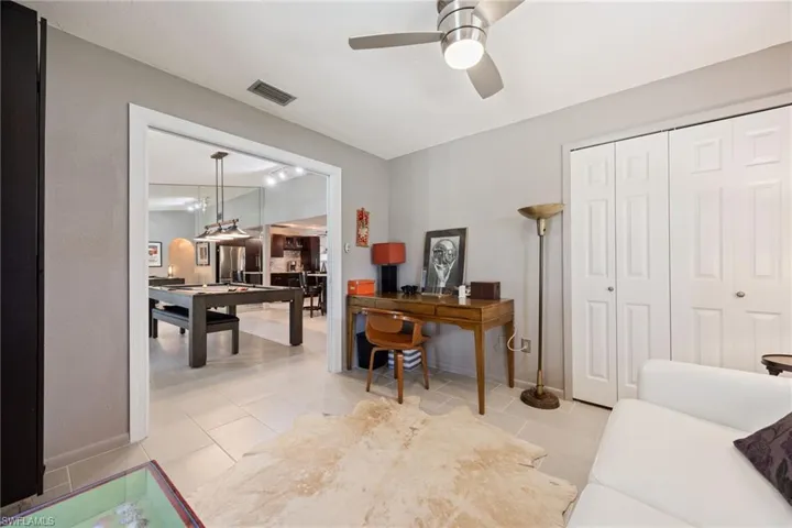 805 Sw 52nd St, Cape Coral, Florida 33914