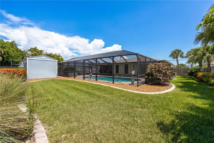 805 Sw 52nd St, Cape Coral, Florida 33914