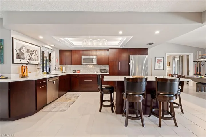 805 Sw 52nd St, Cape Coral, Florida 33914