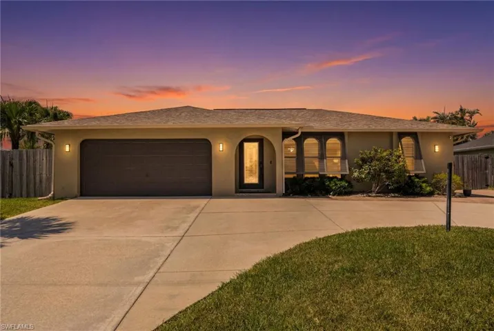 805 Sw 52nd St, Cape Coral, Florida 33914