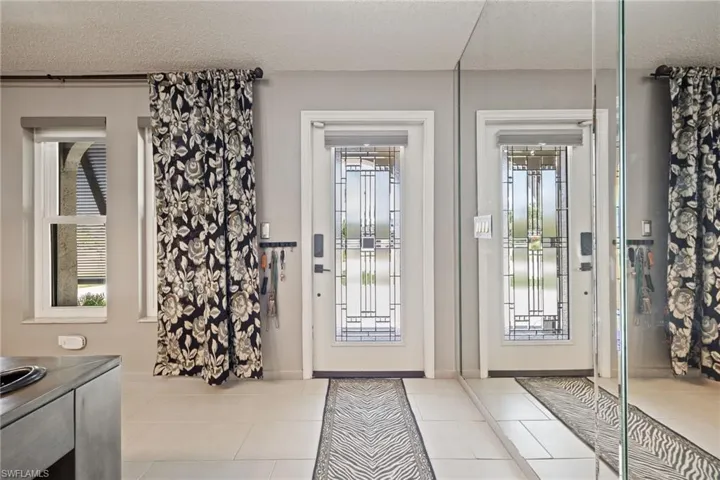 805 Sw 52nd St, Cape Coral, Florida 33914