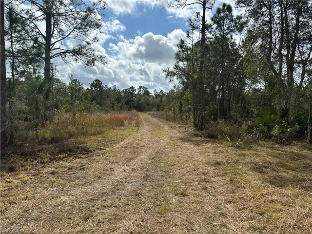 3265  68th NE AVE, Naples, FL 34120
