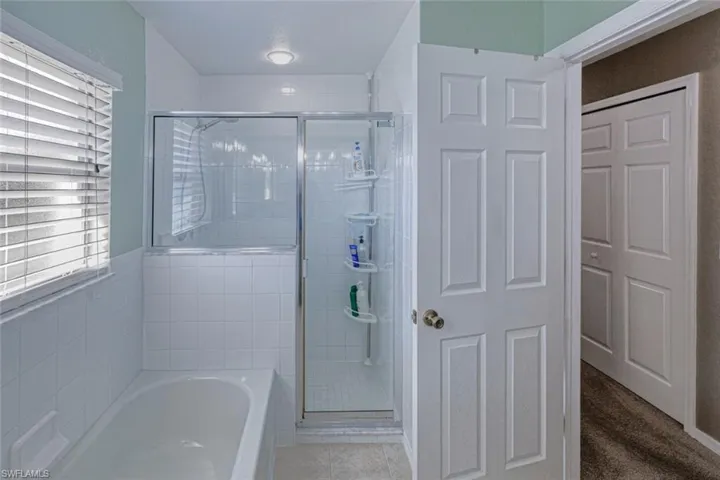 2907 NW 11th  ST, Cape Coral, FL 33993