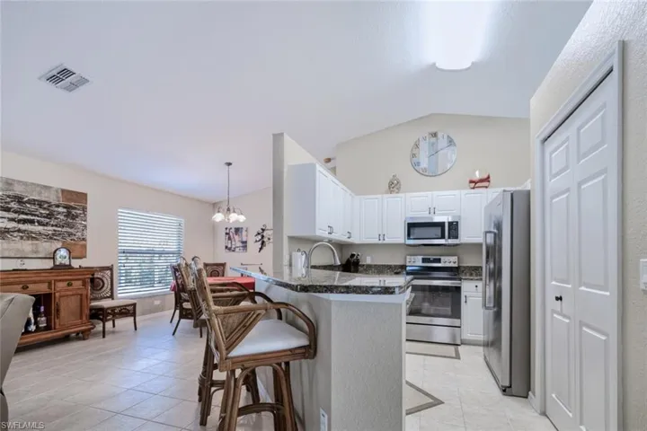 2907 NW 11th  ST, Cape Coral, FL 33993