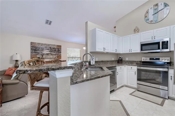 2907 NW 11th  ST, Cape Coral, FL 33993