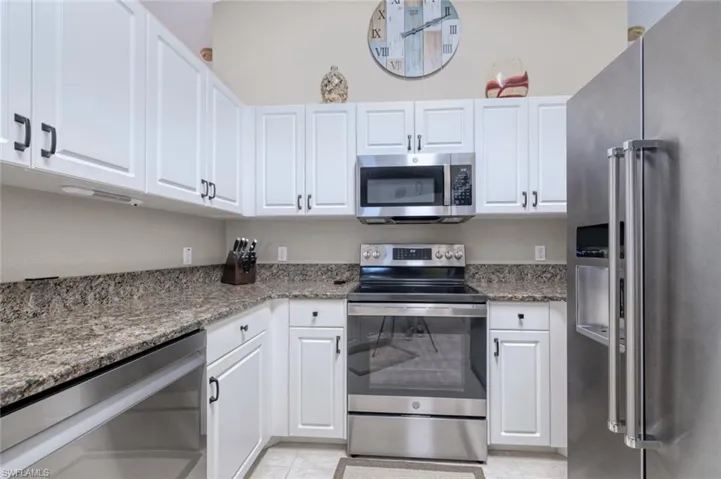 2907 NW 11th  ST, Cape Coral, FL 33993