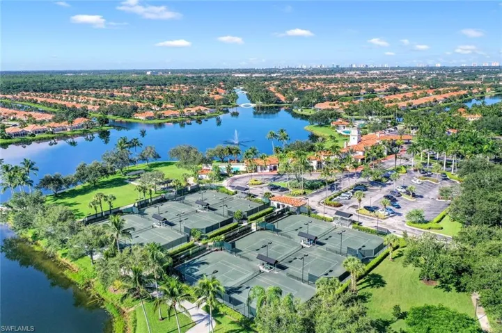 3142  Andorra  CT, Naples, FL 34109
