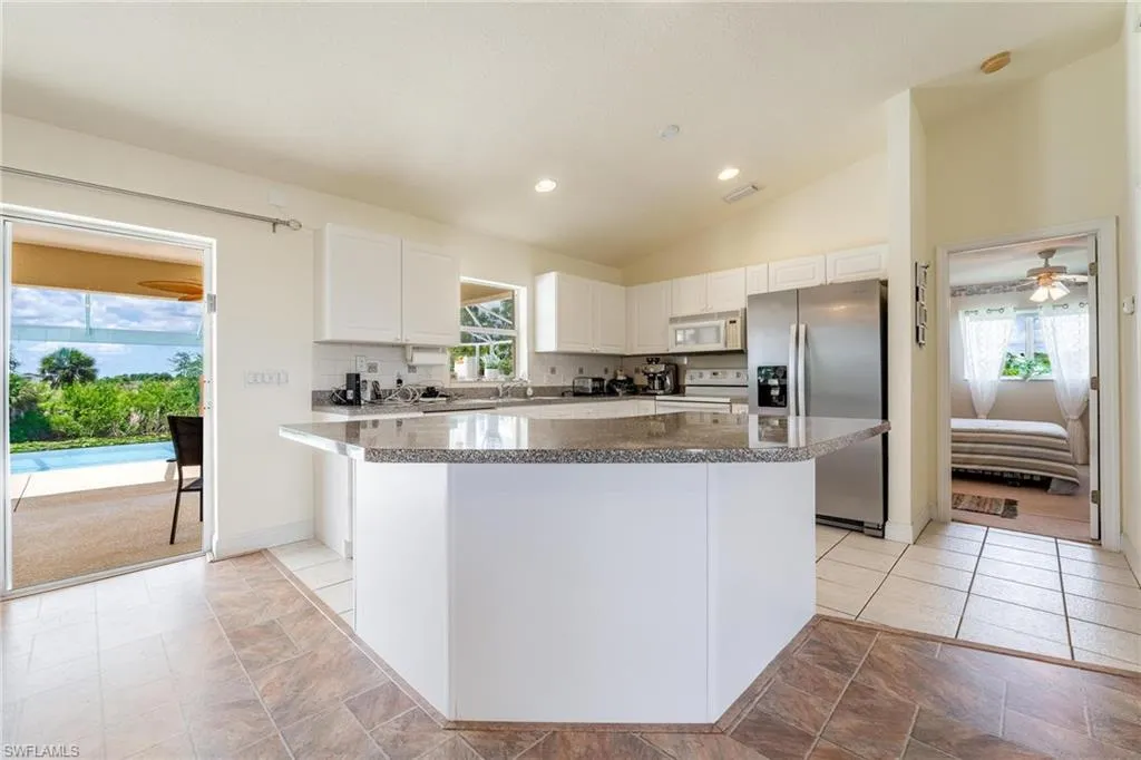 2304 13th AVE, Cape Coral, FL 33909,224070463