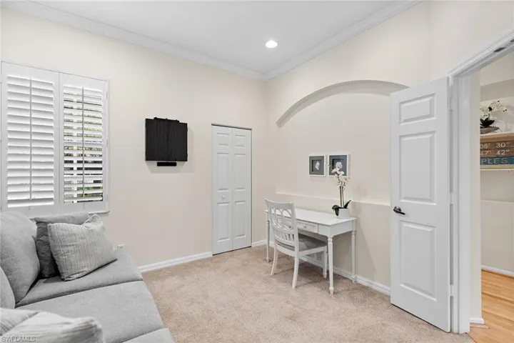 400 L Ambiance Cir 204, Naples, Florida 34108