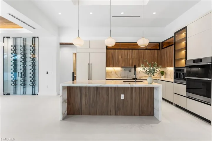 Mesmerizing GOURMET KITCHEN is CHEF'S DREAM equipped w/ LUXURY APPLIANCES