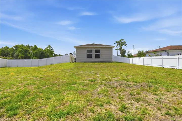 3824 17th St W, Lehigh Acres, Florida 33971