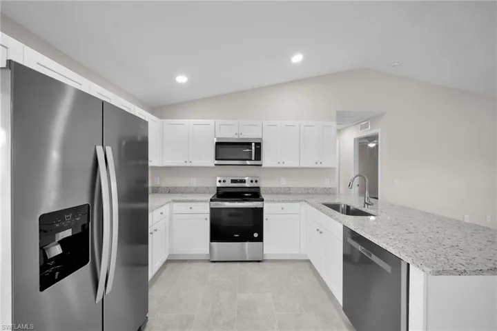 3003  70th W ST, Lehigh Acres, FL 33971