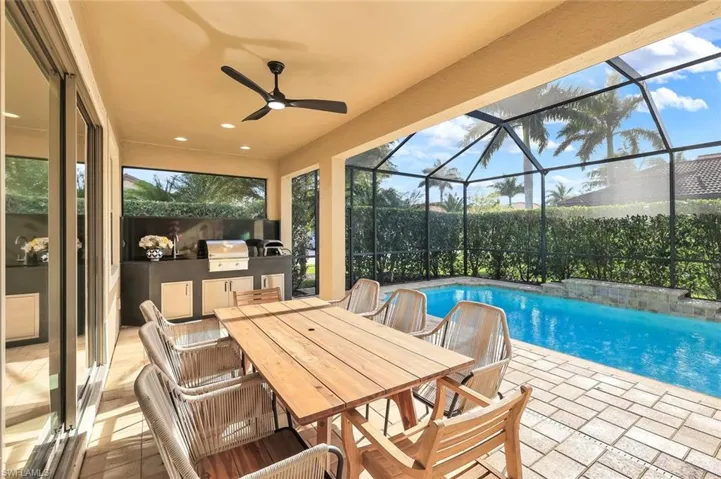 16357  Aberdeen  WAY, Naples, FL 34110