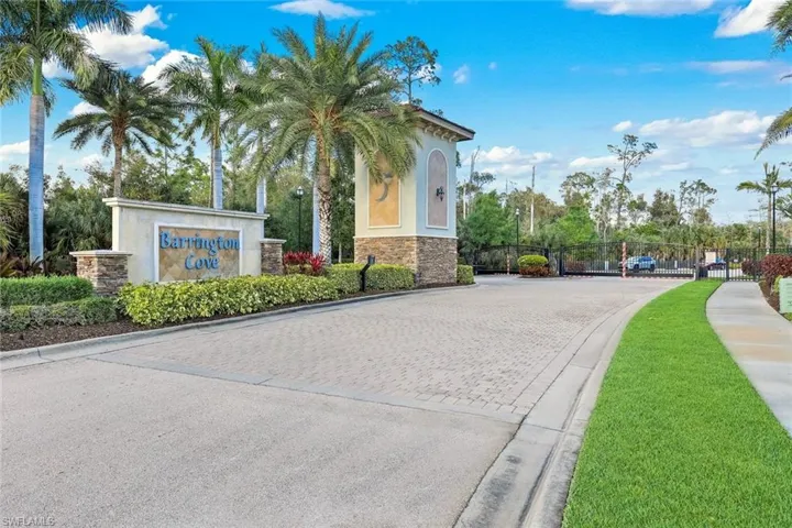 16357  Aberdeen  WAY, Naples, FL 34110