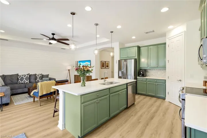 16357  Aberdeen  WAY, Naples, FL 34110