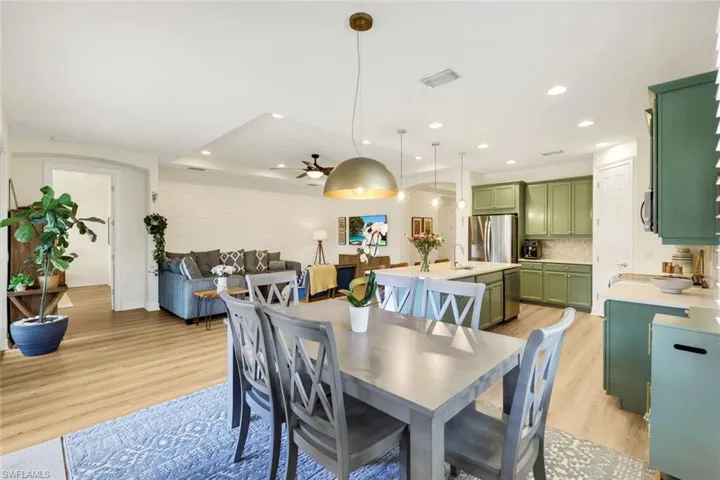16357  Aberdeen  WAY, Naples, FL 34110